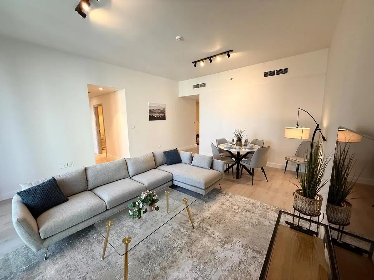 Upgraded Brand New Apartment Downtown Dubai