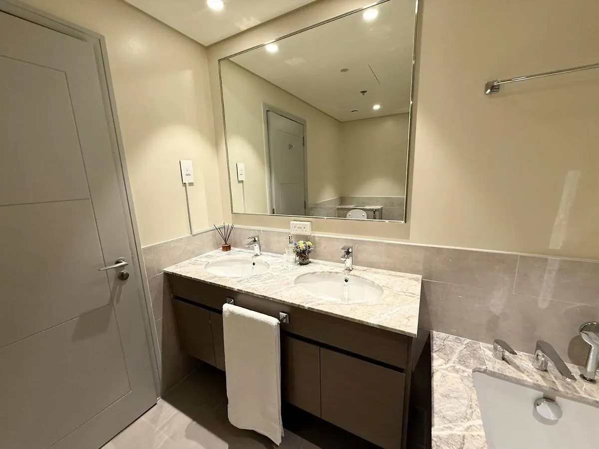 Upgraded Brand New Apartment Downtown Dubai